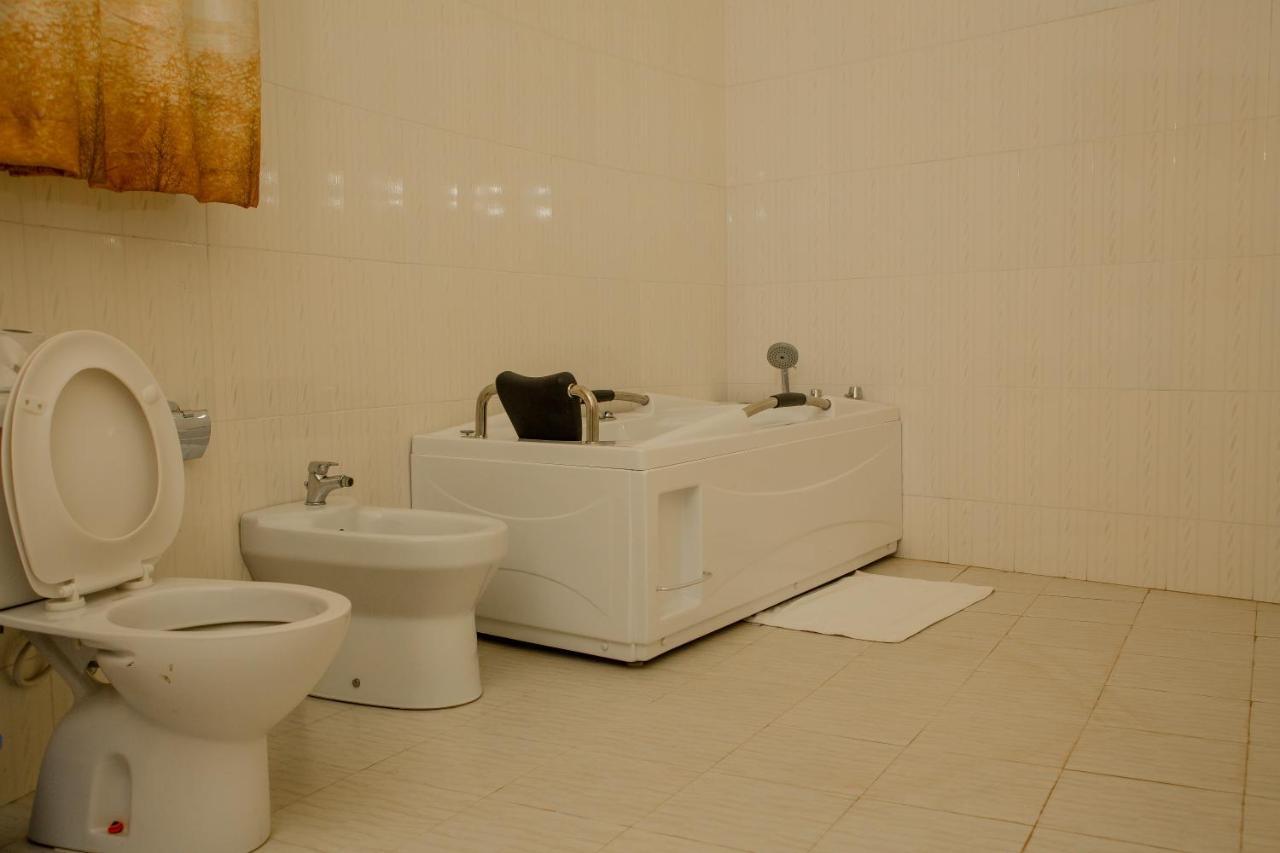 A1 Hotel And Resort อารูชา ภายนอก รูปภาพ