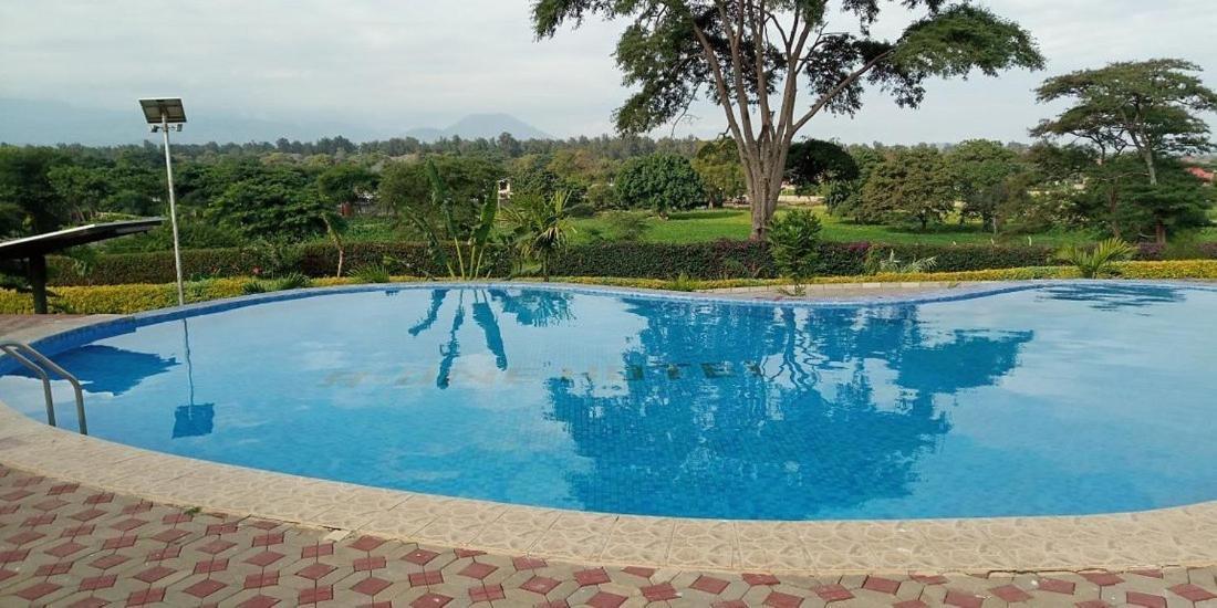 A1 Hotel And Resort อารูชา ภายนอก รูปภาพ
