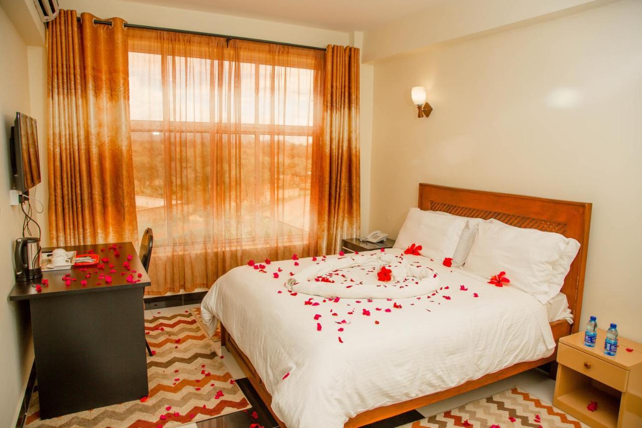 A1 Hotel And Resort อารูชา ภายนอก รูปภาพ