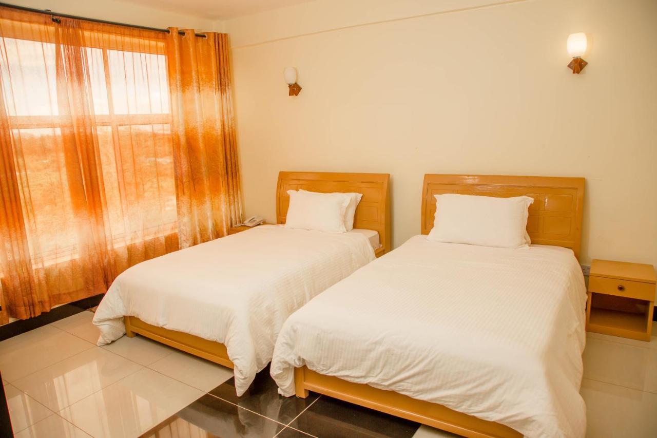 A1 Hotel And Resort อารูชา ภายนอก รูปภาพ